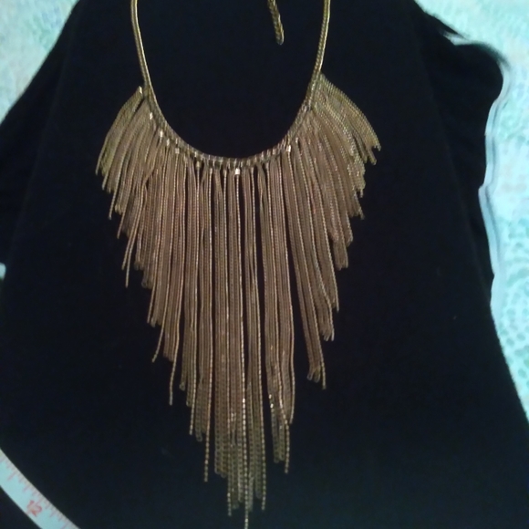 Necklace - Picture 3 of 4